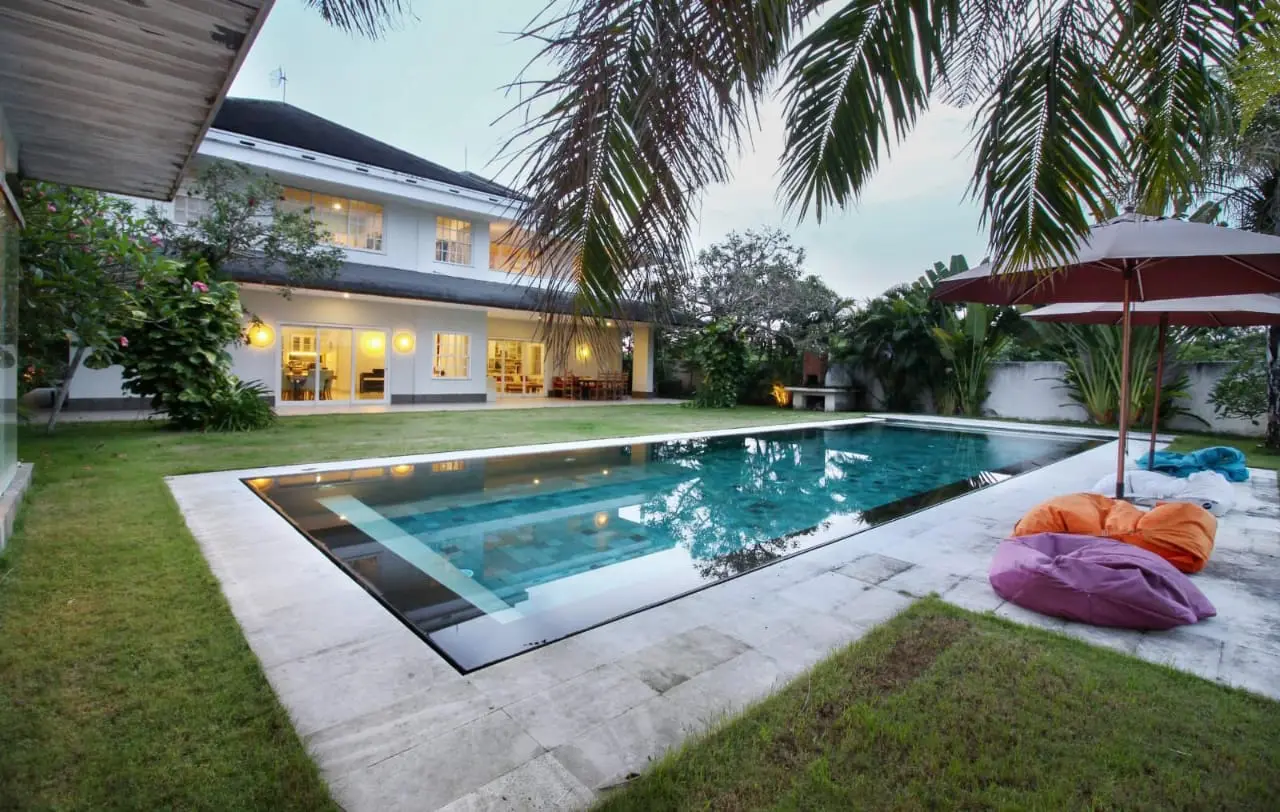 Luxury Villa Modern Kayutulang Canggu
