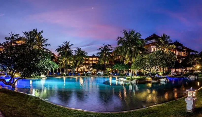 Beach Front 5 Stars Hotel