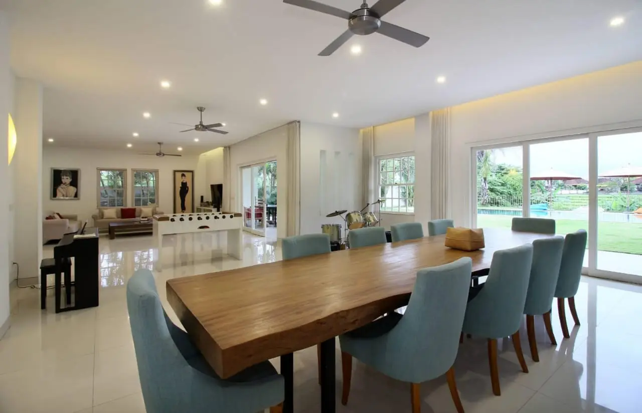 Luxury Villa Modern Rice Field View Umalas Kerobokan